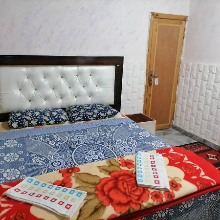 Guest House Hazem Al Azraq ash Shamālī Bagian luar foto