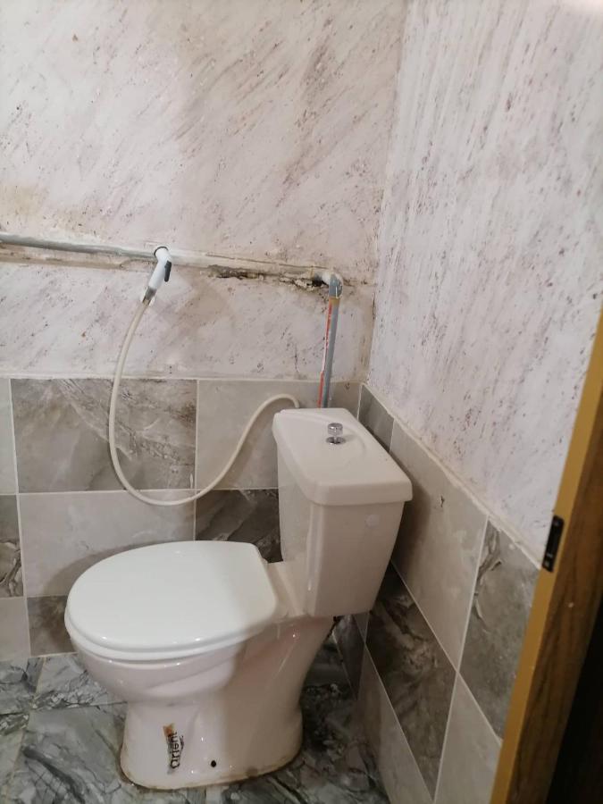 Guest House Hazem Al Azraq ash Shamālī Bagian luar foto