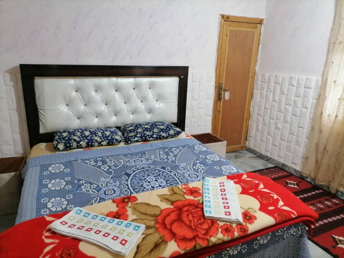 Guest House Hazem Al Azraq ash Shamālī Bagian luar foto